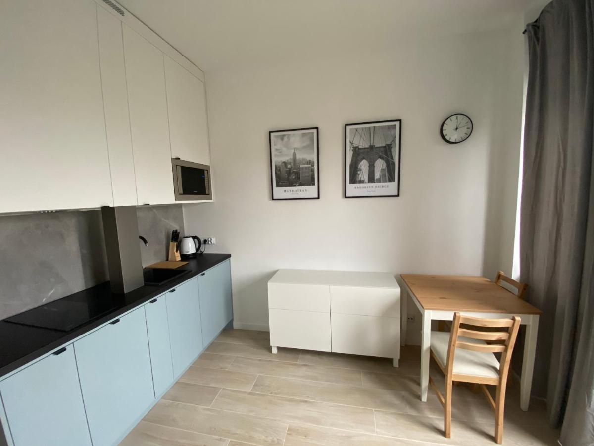 Apartment Brand New In Perfect Location Warsaw